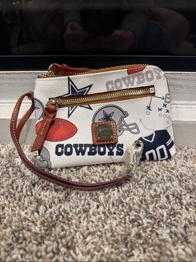 Dooney & Bourke White Navy Red Dallas Cowboys Wristlet